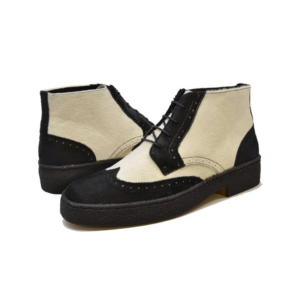 British Walkers Men's Pony & Baby Lama Black & White Skin