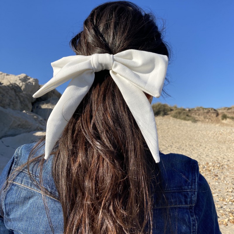 Chubby Bow Hair Clip (2)