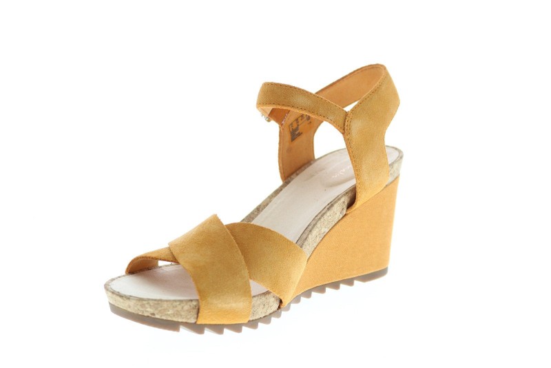 Clarks Flex Sun Wide Suede 26150434 Womens Yellow Wide Wedges Heels Shoes (4)