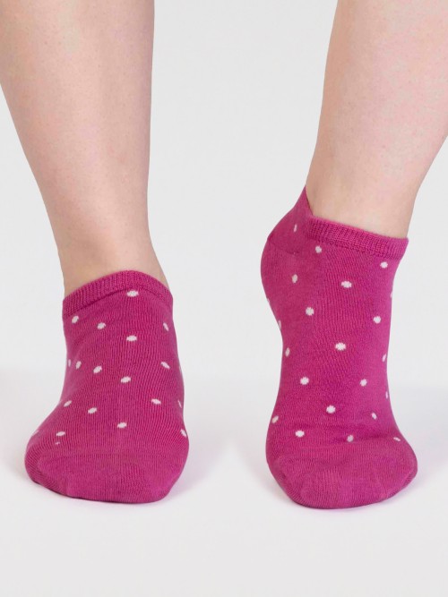 Dottie Bamboo Spotty Trainer Socks In Raspberry Pink By Thought, Size 4-7